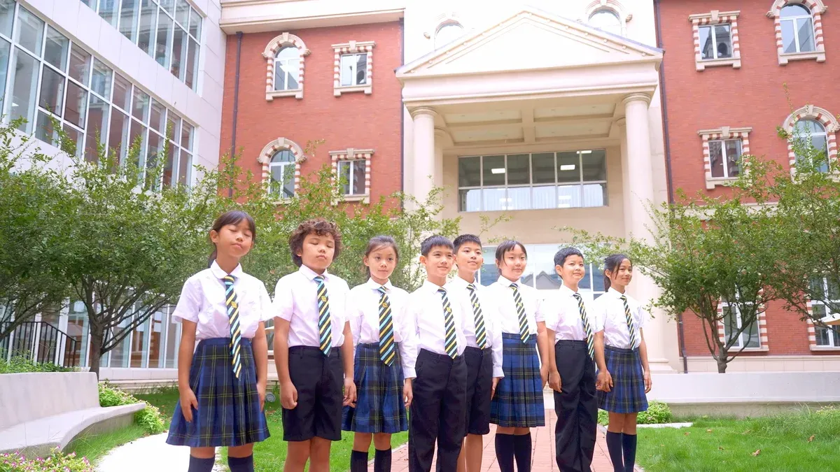 Pupils Celebrating China National Day Through Song